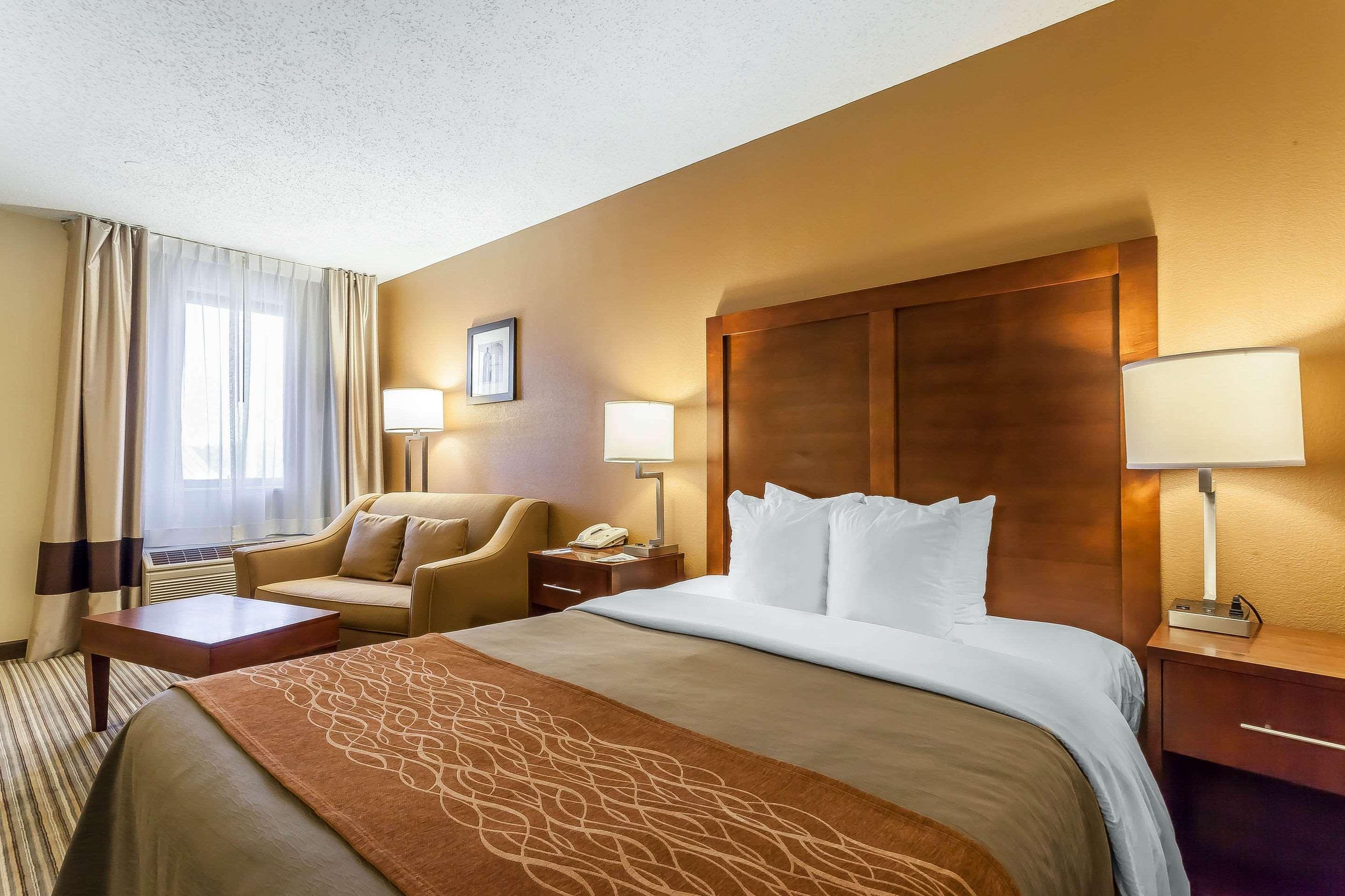 Comfort Inn - Hall Of Fame Canton Exterior foto