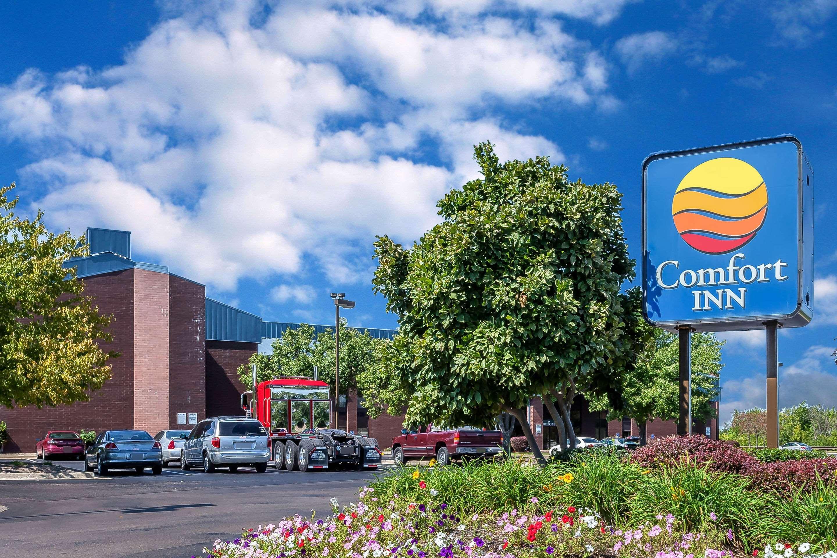 Comfort Inn - Hall Of Fame Canton Exterior foto