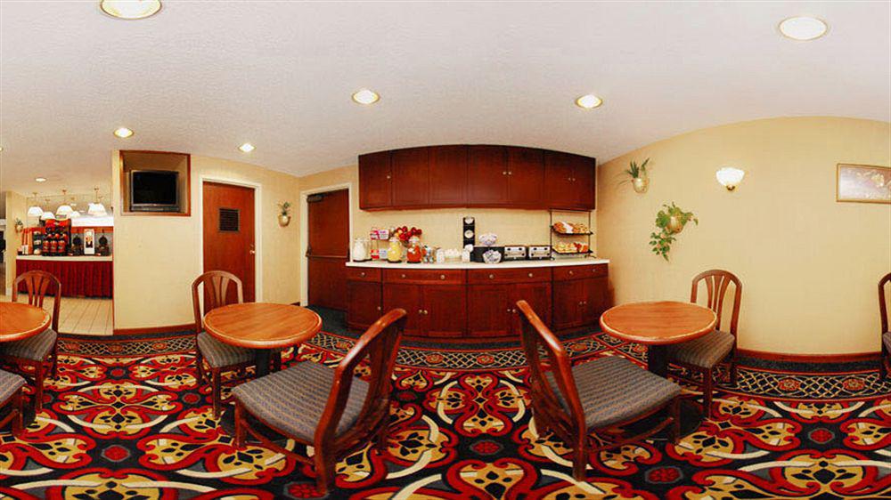 Comfort Inn - Hall Of Fame Canton Exterior foto